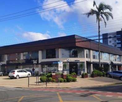 01- ESPAÇO BENJAMIN - espaço comercial em Joinville construído por Zoom Incorporadora de imóveis em Joinville - destaque site